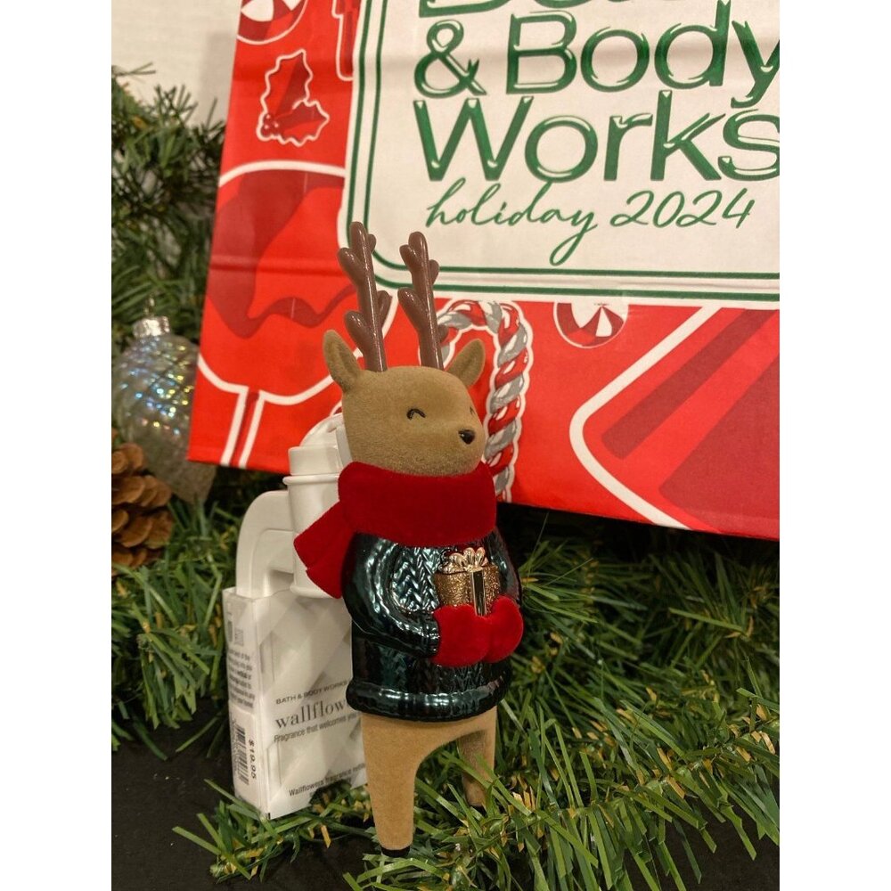 Bath & Body Works “Reindeer” Christmas Holiday Wallflower Plug
